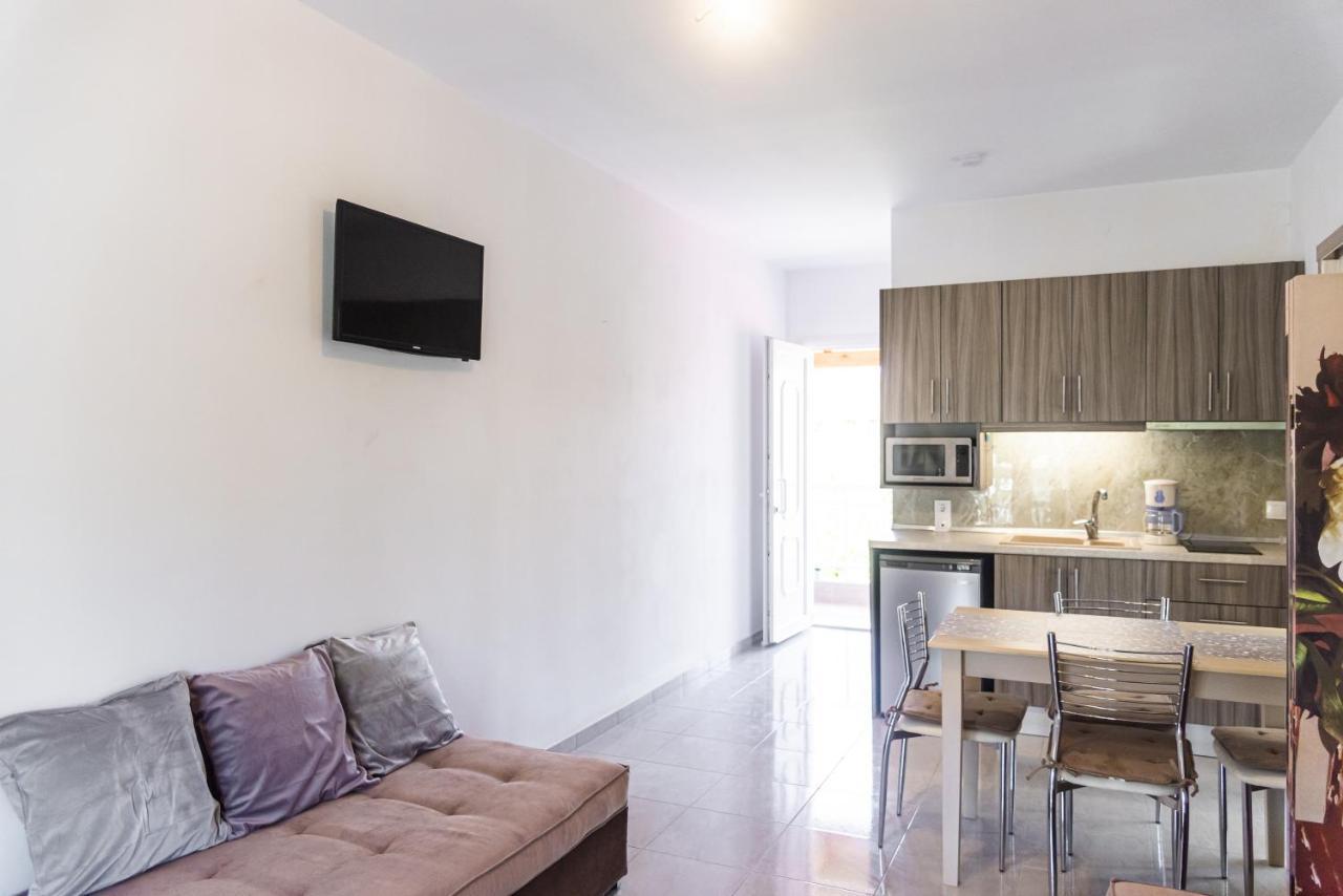 Olive Grove Beachfront & Seaview (adults Only) Aparthotel Kávos